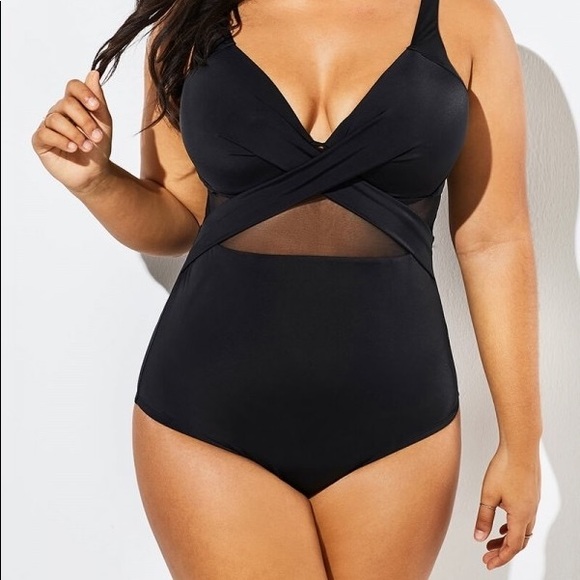 Meet Curve cut out 1 piece swim suit. Underwire molded cup. - Picture 2 of 2
